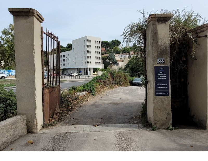 HJ LE VIADUC