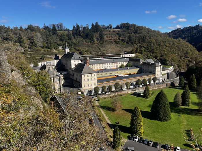 UNITÉ DE SOINS LE CANTOU