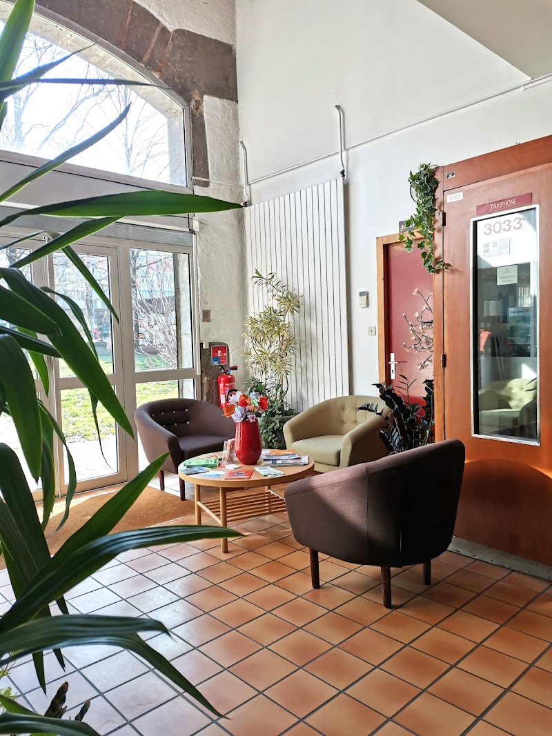 HJ ADOLESCENTS - ROGER MISES