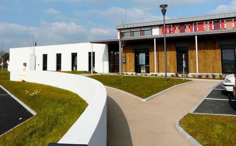 HOP DE JOUR CMP ENFANTS ADO PONTIVY