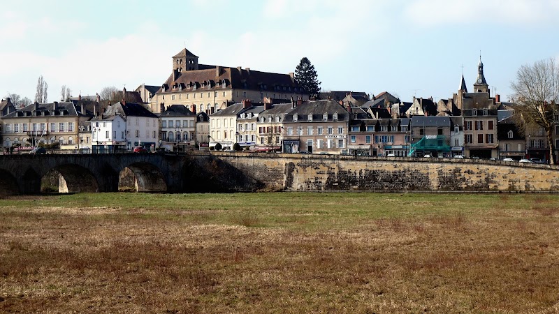 CMP CATTG HOPITAL JOUR ADULTES DECIZE