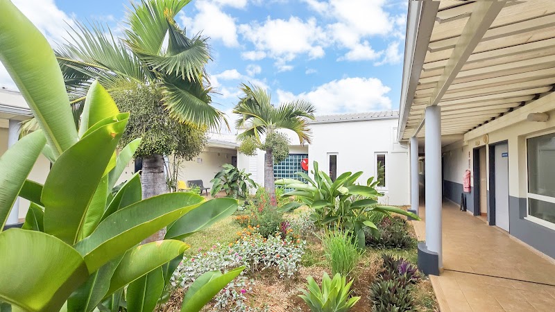 CLINIQUE ROBERT DEBRE