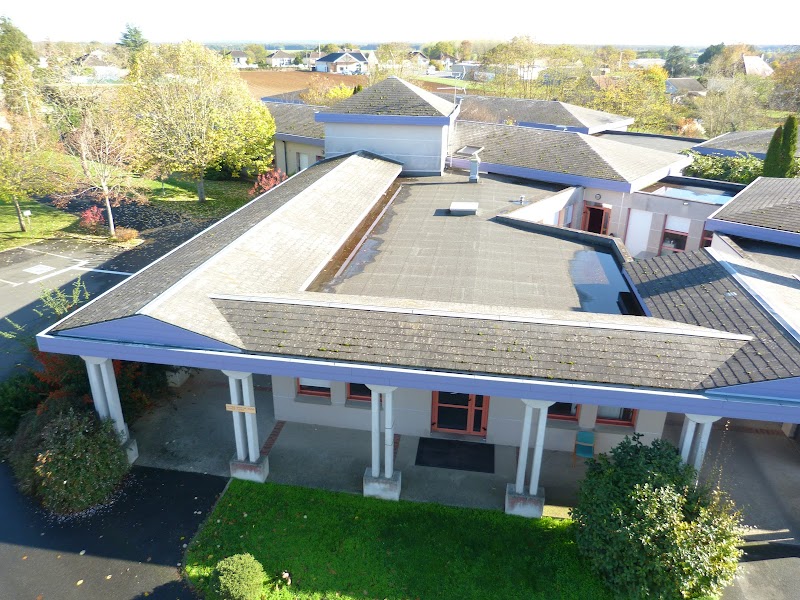 CHS D'AINAY LE CHATEAU